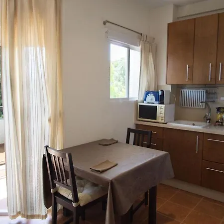 Skol 329 - Spacious Beachfront With Sea Views Appartement Marbellac