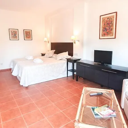 Skol 329 - Spacious Beachfront With Sea Views