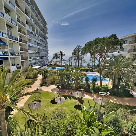 Skol 329 - Spacious Beachfront With Sea Views Apartmán Marbella