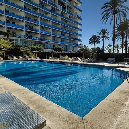 Apartmán Skol 329 - Spacious Beachfront With Sea Views *