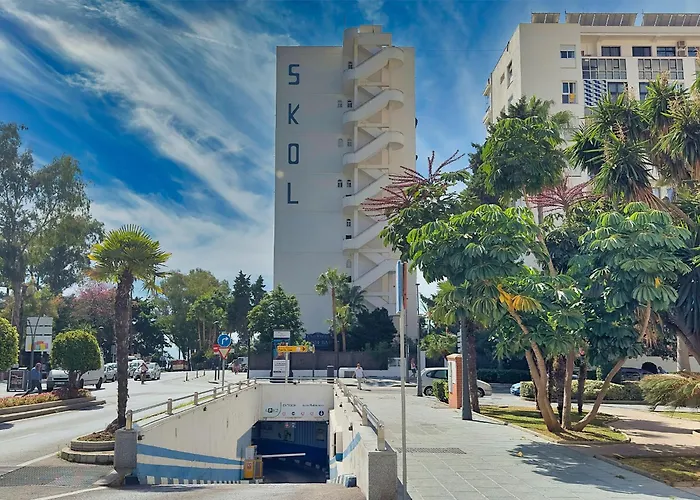 Skol 329 - Spacious Beachfront With Sea Views
